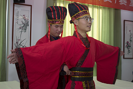 夢回大漢----穿漢服、行漢禮 職業(yè)體驗(yàn)課程方案設(shè)計