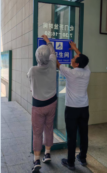 為做好各項(xiàng)活動(dòng)順利進(jìn)行，后勤管理處工作人員積極做好服務(wù)保障工作